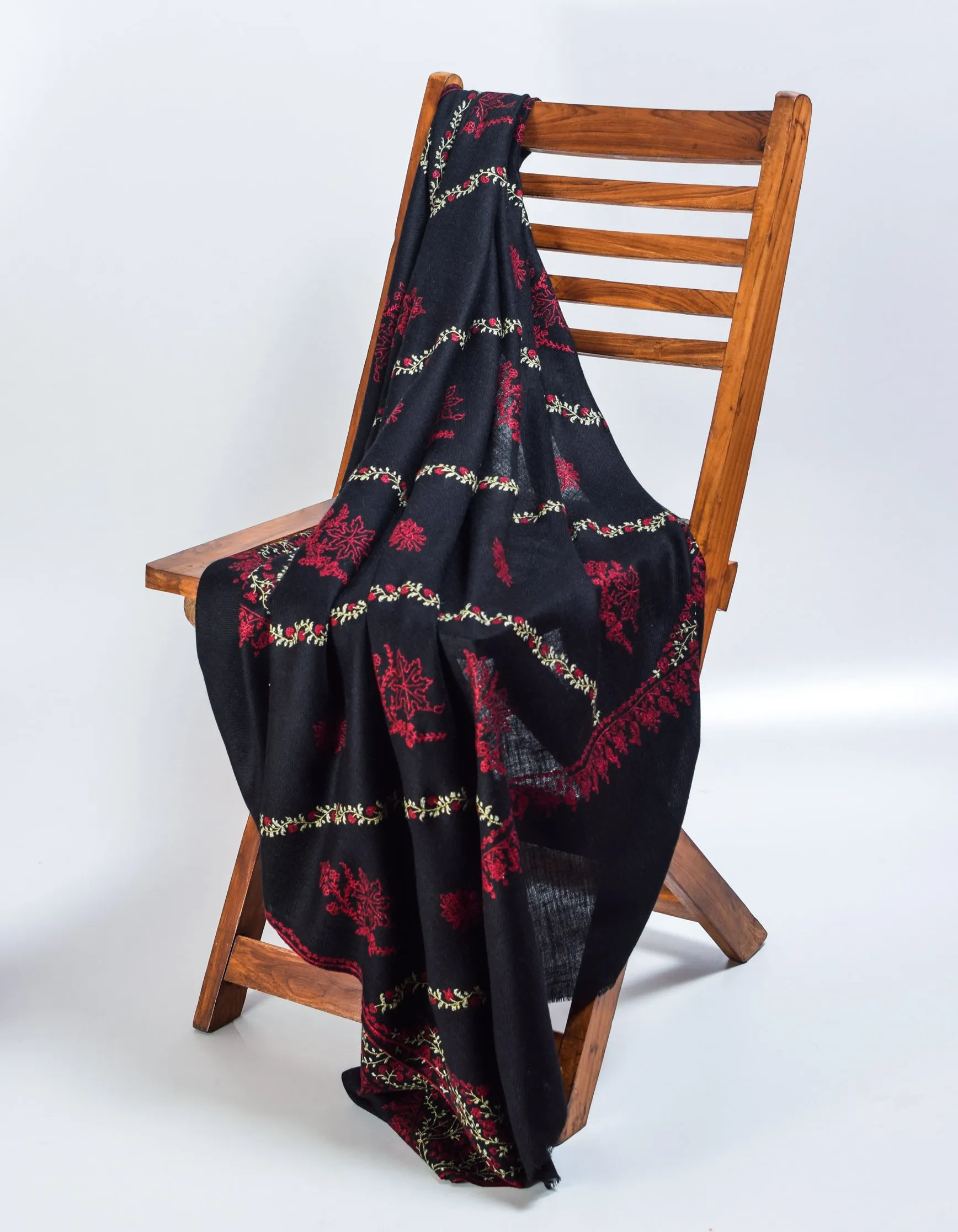 Black Handwoven Incline Embroidered Cashmere Pashmina Shawl