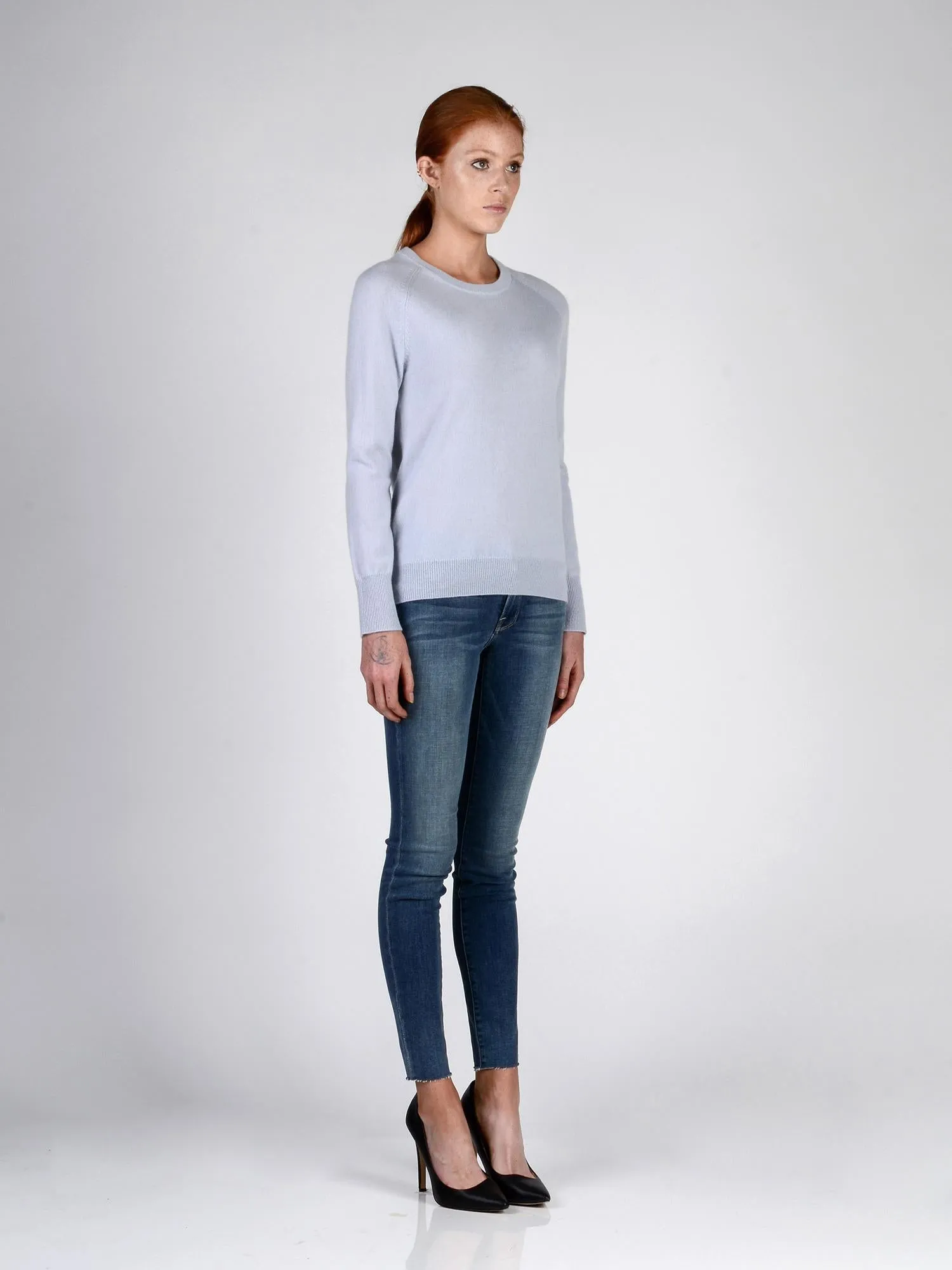 Classic Crew Neck Sweater_Baby Blue