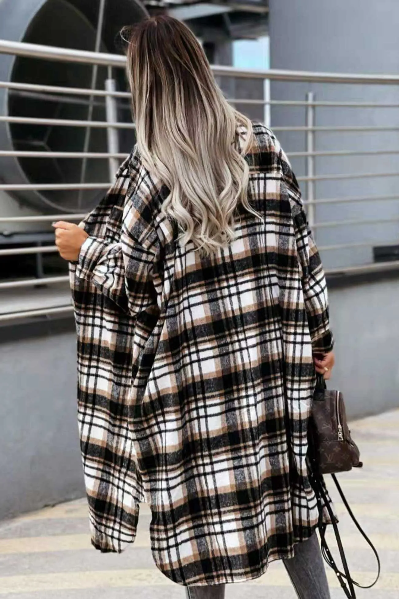 Contrast Plaid Long Shacket