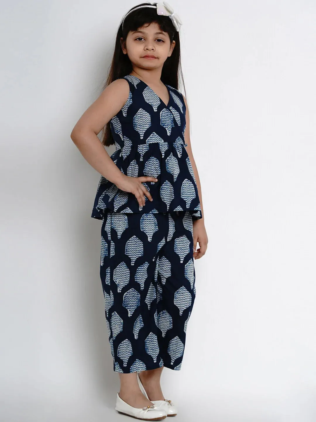 Girls Navy Blue Printed Kurta With Dhoti Pants