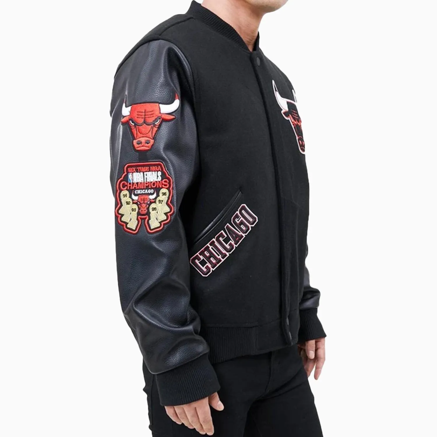 Men's Chicago Bulls Logo Varsity Jacket