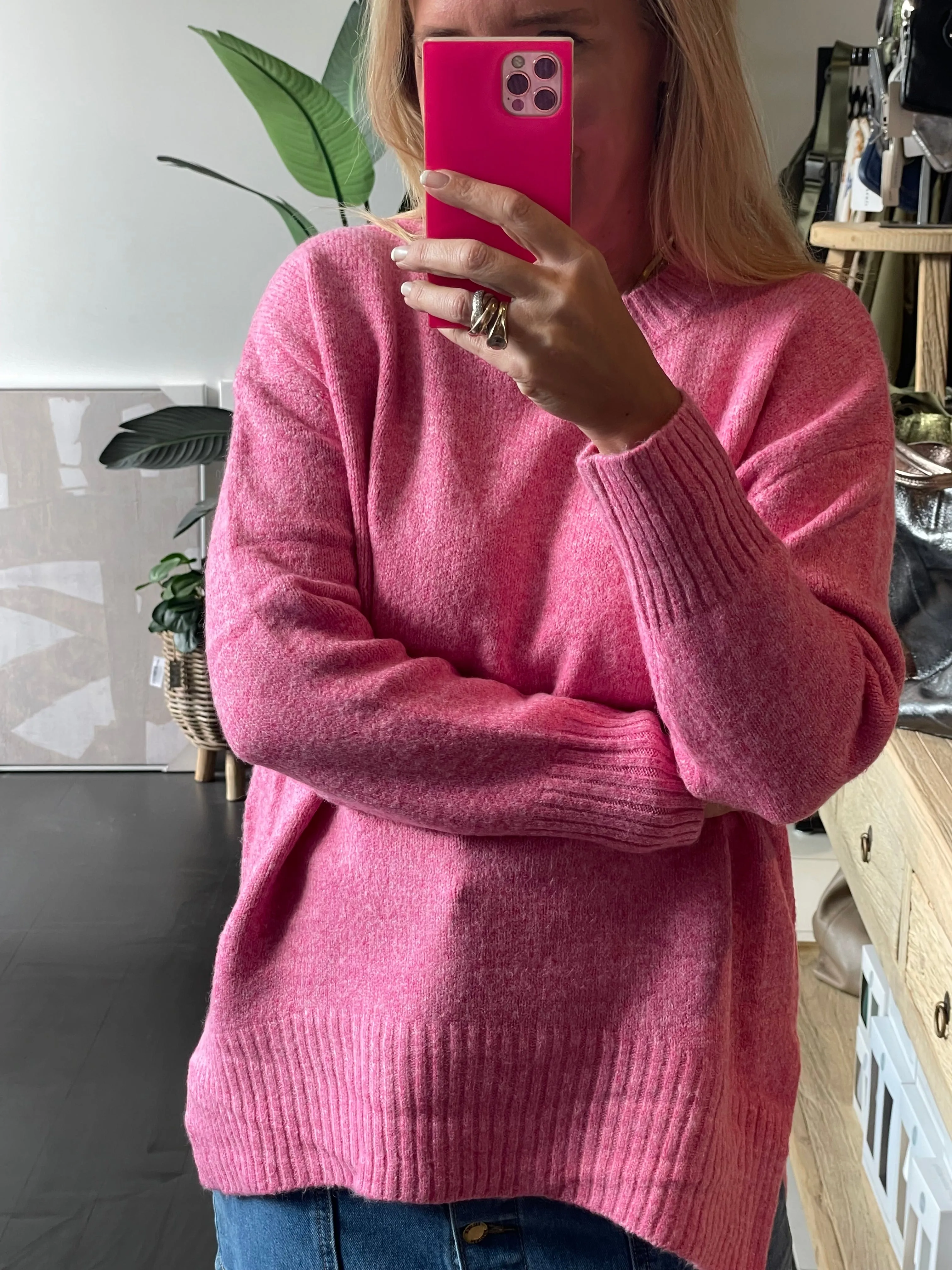 Round Neck Relaxed Knit- pink